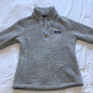 Patagonia women’s 1/4 zip fleece pull over Size XS